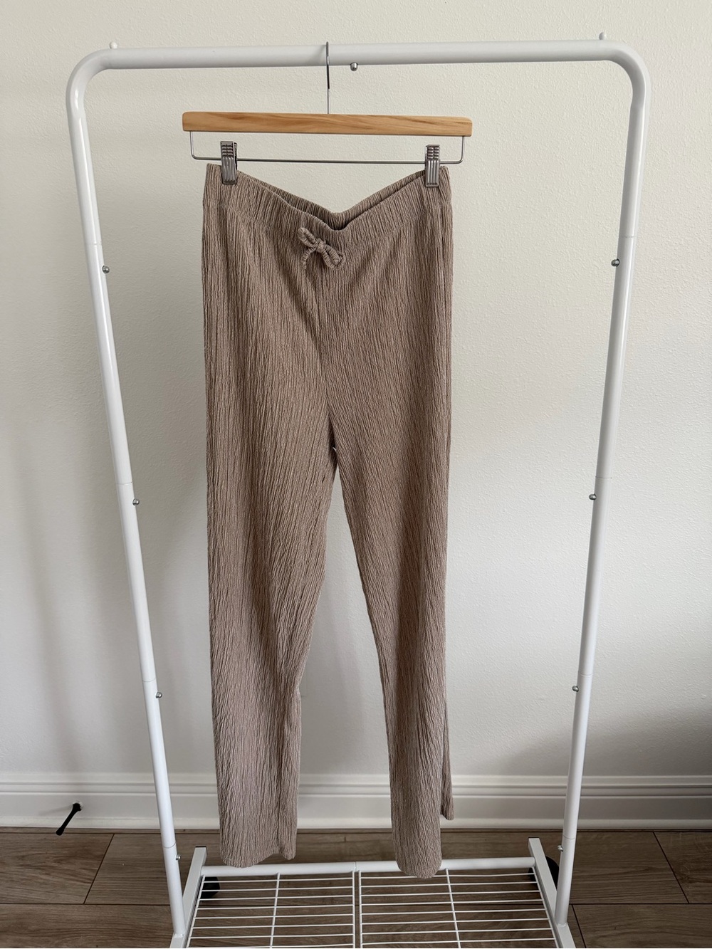Primark Plisse Pants Tan Small
